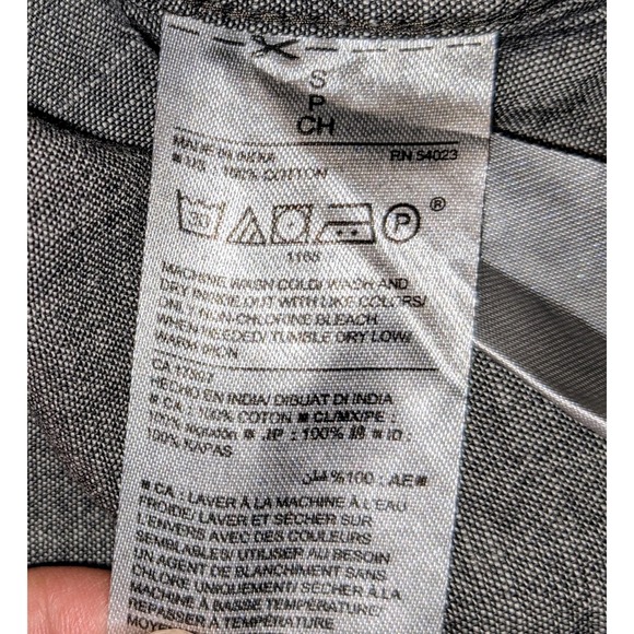 Old Navy Slim Fit Gray Chambray Short Sleeve Button Up Shirt Size S NWOT - Picture 5 of 7